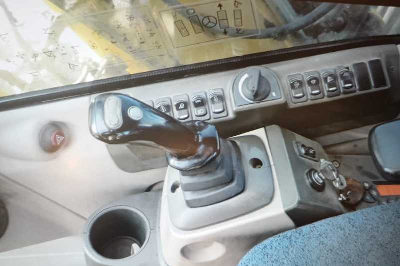 OmecoHub - Immagine NEW HOLLAND MH city